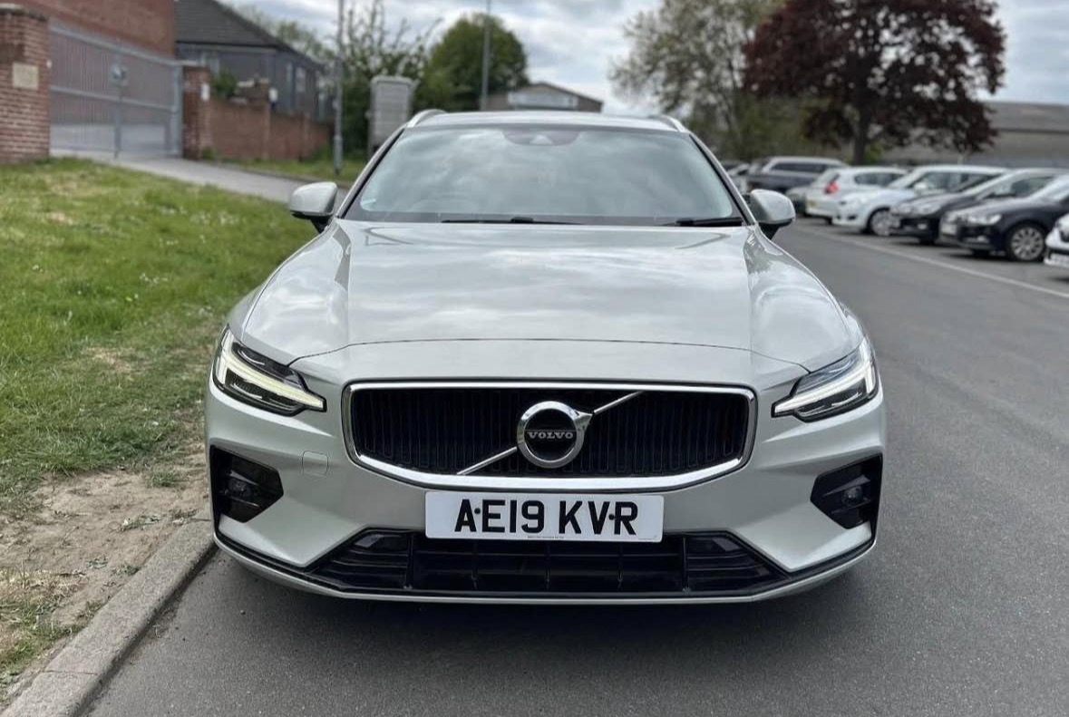 2019 volvo D3 150 Geartronic Auto Start/Stop