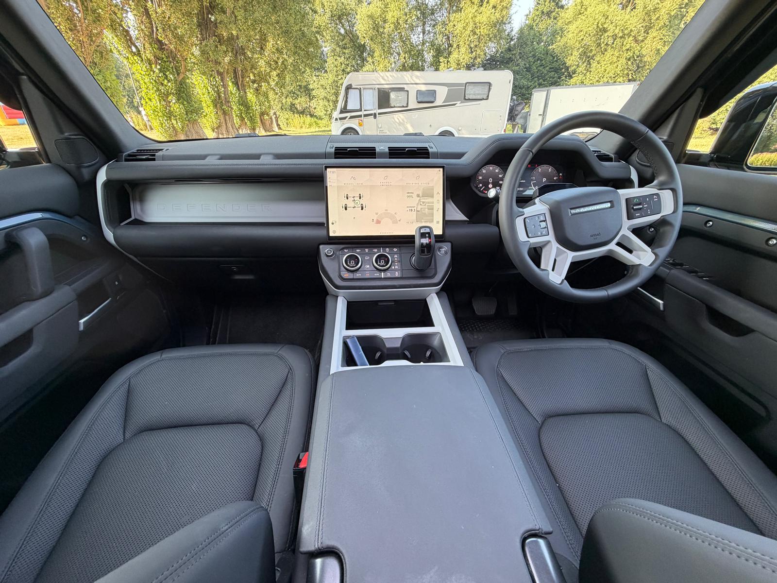 2026 land rover defender SD MHEV